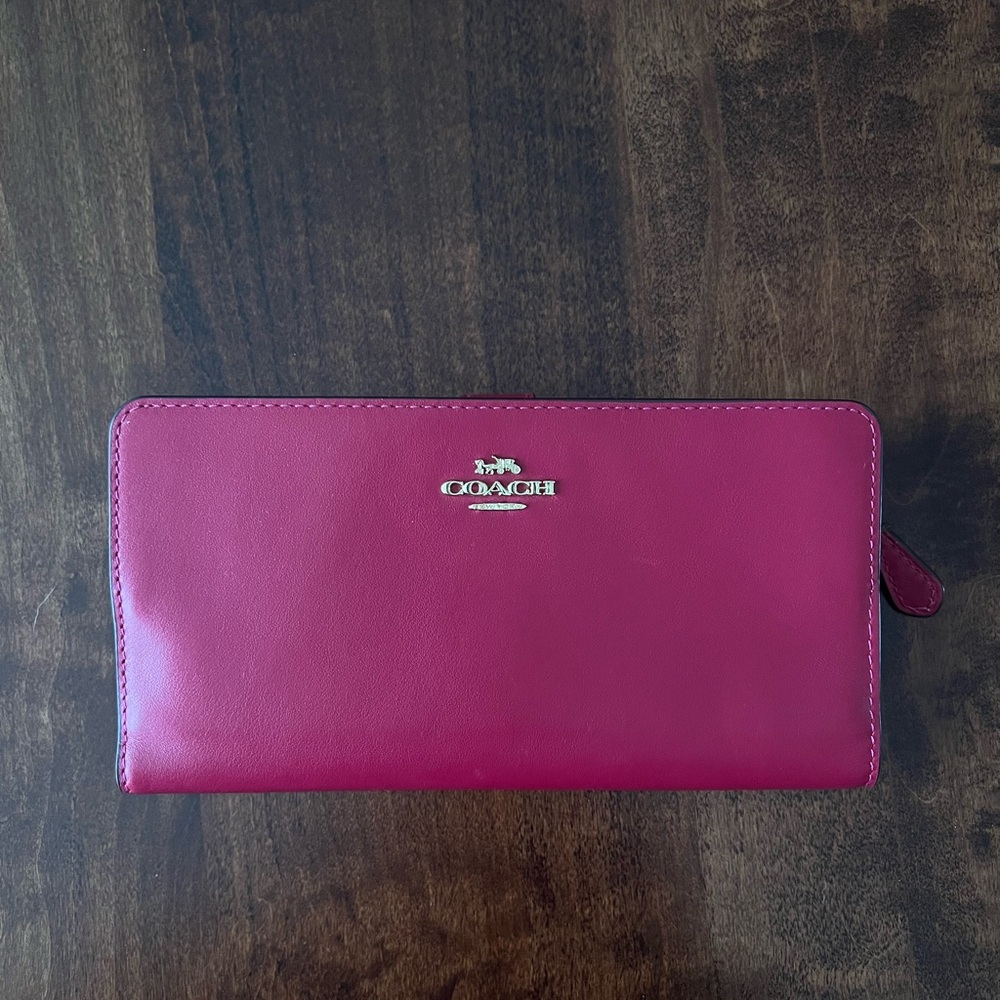 COACH LEATHER SLIM WALLET